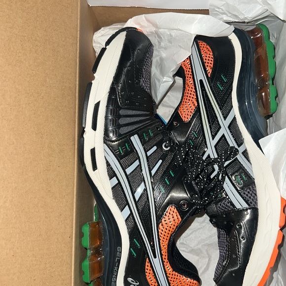 Asics Sneakers - Picture 5 of 5